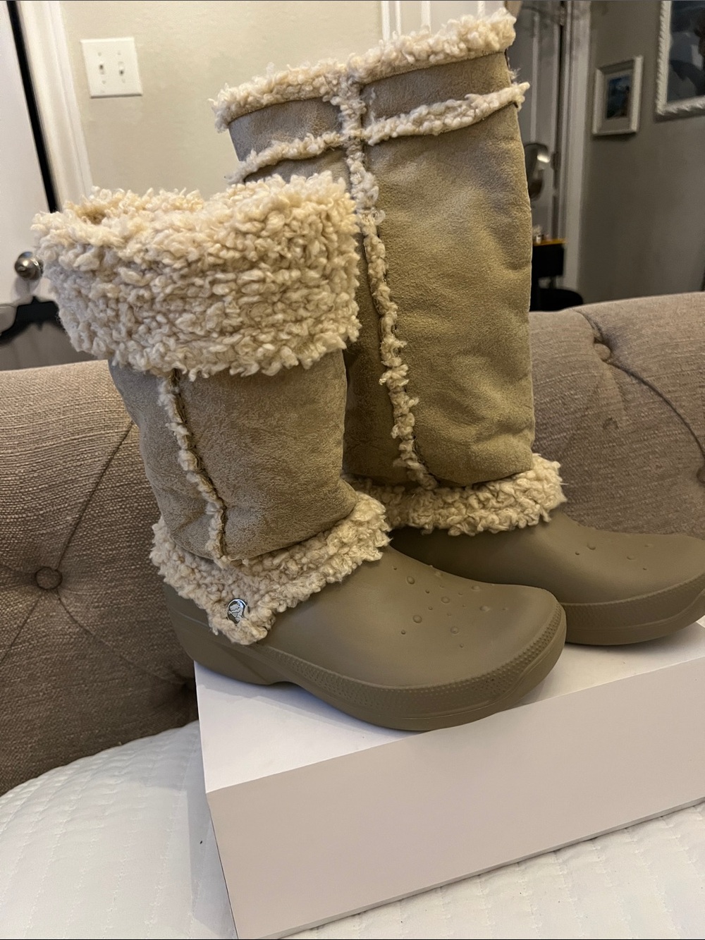 Women’s croc winter boots